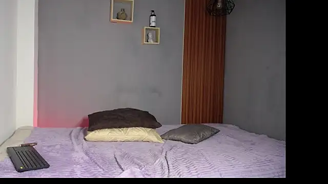 Webkamerová show LUNITA125