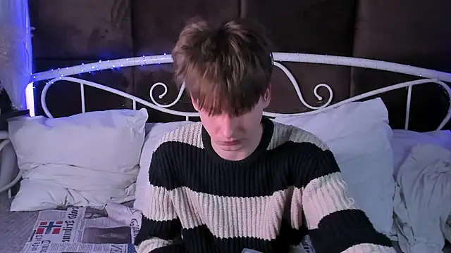 Pokazy przed kamerką – ScottPierce