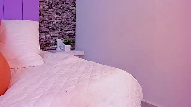 Naty_Rose23 Adlı Modelin Canlı XXX Sohbeti