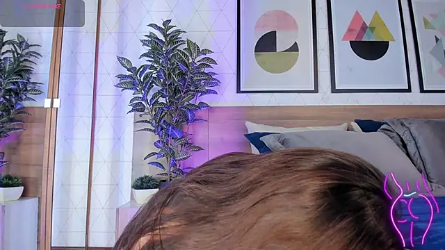 Živý XXX chat MiaKay1