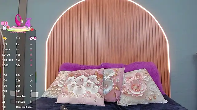 NayeCloud Live XXX-chat