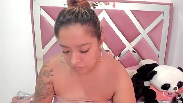 bellalumi 现场XXX聊天