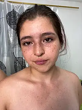 Xuxi_XXX – Naživo XXX chat