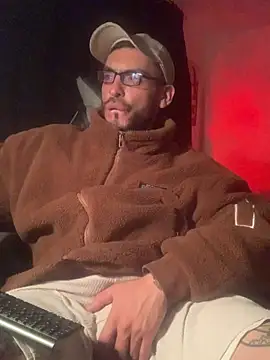 malek_xarx_: онлайн-секс-чат