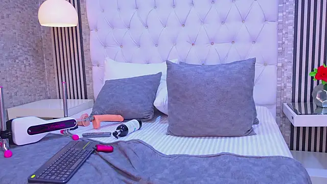 Онлайн чат XXX MiaSweeths