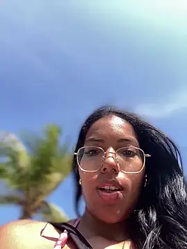 دردشة SheenaBrooke الجنسية المباشرة