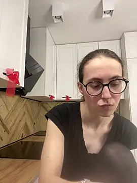 แชท XXX สดของ MartiniiSelenna