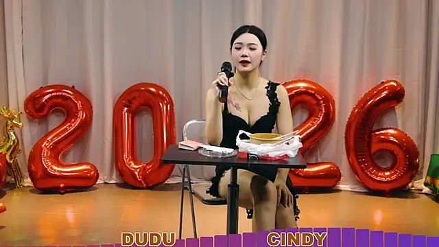 yznt-dudu Adlı Modelin Canlı XXX Sohbeti