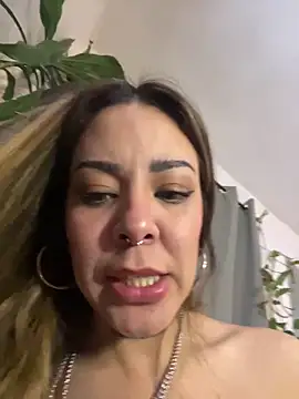 Chatroom XXX en direct de LilEuphoria