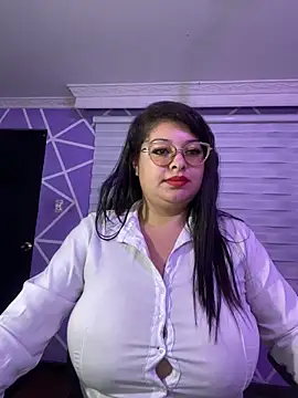 MiiaaJoness live XXX chat