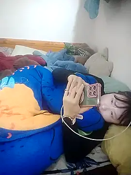 Chat +18 de linda_bae00 ao vivo