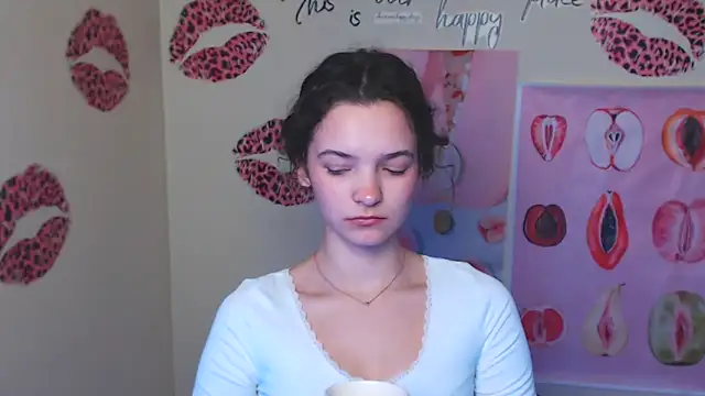 _SusieSu_'s Live XXX Chat