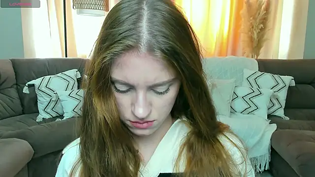 Erica_Kiss: онлайн-секс-чат