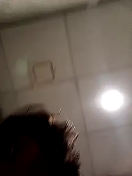 nudistindian Adlı Modelin Canlı XXX Sohbeti