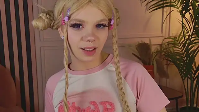 دردشة Waifu_Ketrin الجنسية المباشرة