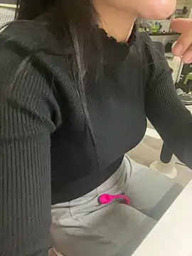 Mina048 现场XXX聊天