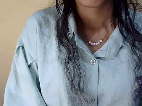 Shab_M Adlı Modelin Canlı XXX Sohbeti