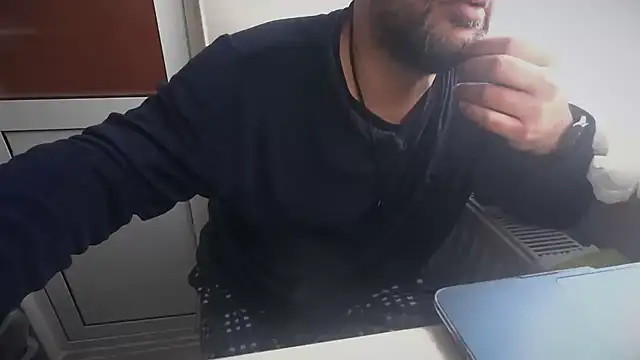 Chat XXX en directo de TARKAN1