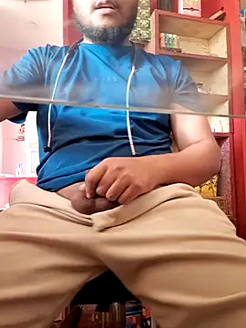 RaiStarrrr0-9's Webcam Show