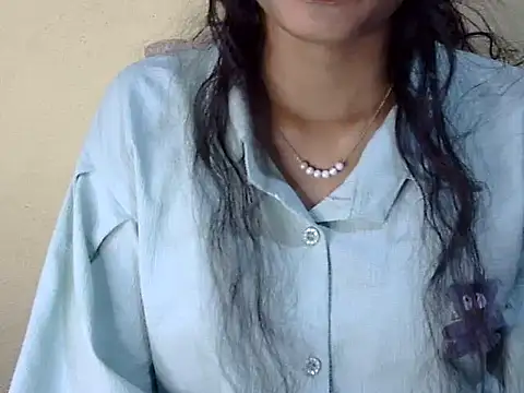 Shab_M Adlı Modelin Canlı XXX Sohbeti