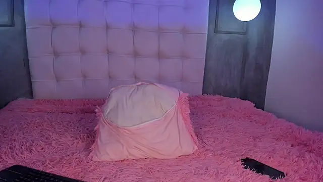 im_tiffany_ Adlı Modelin Canlı XXX Sohbeti