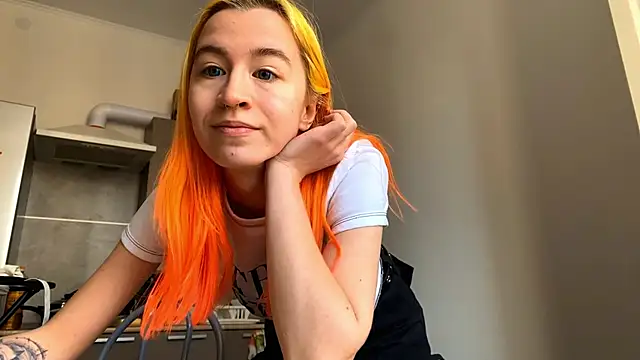 Pokazy przed kamerką – EmilyHein