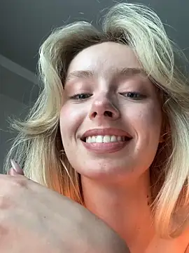 SunnyShiney Chat XXX live