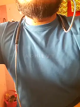 RaiStarrrr0-9's Webcam Show