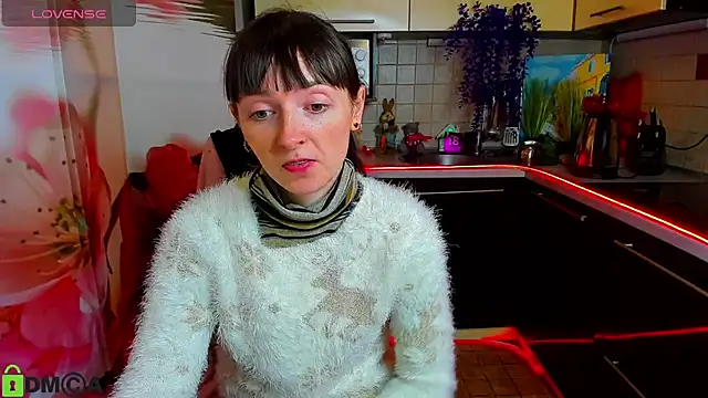 TayanaJons Chat XXX in diretta