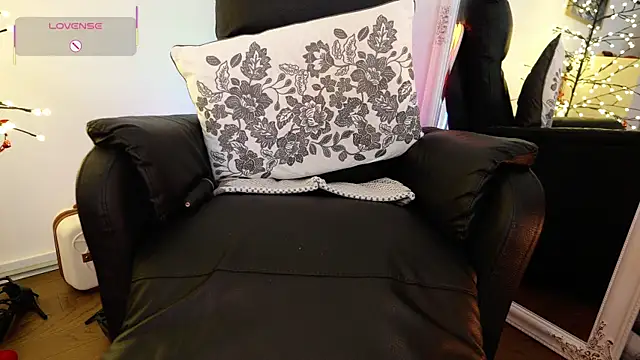 دردشة GingerAleMILF الجنسية المباشرة