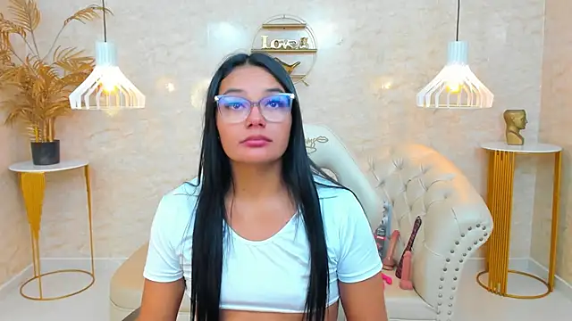 LYA_SWEETX's Live XXX Chat