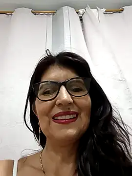 swity_foster's Live XXX Chat