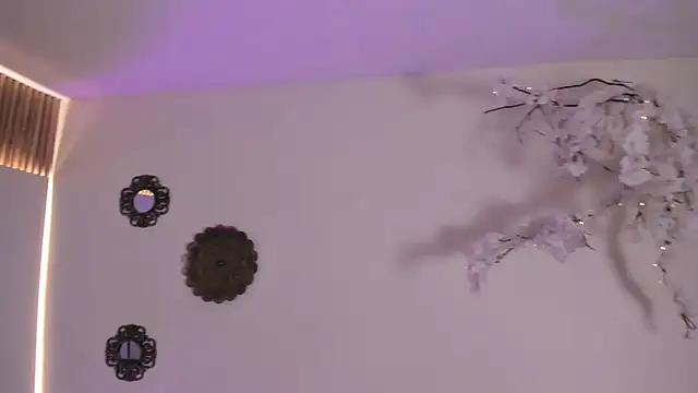 Astrid_williams live XXX chat