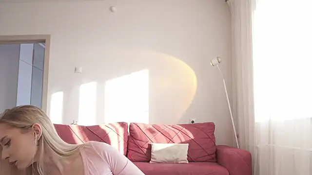 anyeess Adlı Modelin Canlı XXX Sohbeti