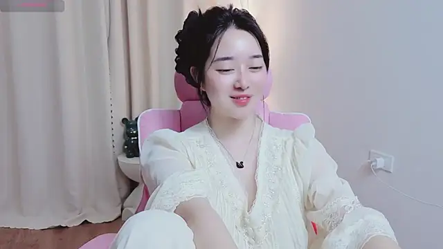 Chatroom XXX en direct de Miu-999