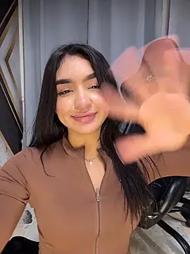 jenn_fit: διαδικτυακό σόου στην κάμερα