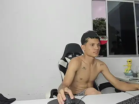 EL_VENEZOLANO_22CM Webcam-Show