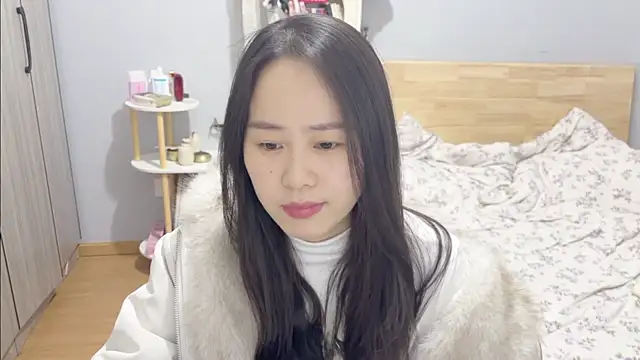 Онлайн чат XXX wxj1019