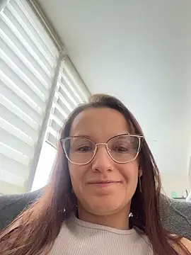 دردشة OliviaMuur الجنسية المباشرة