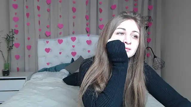 Chatroom XXX en direct de BeataBabe