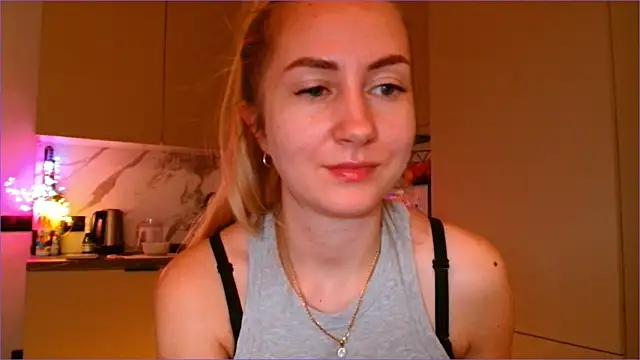 BluueSilk – Live XXX-chat