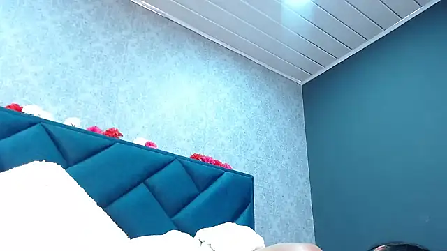 Živý XXX chat shanthal_bllizz