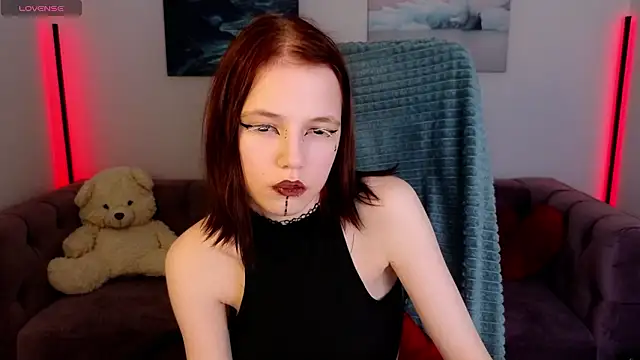 MitaSide Adlı Modelin Canlı XXX Sohbeti