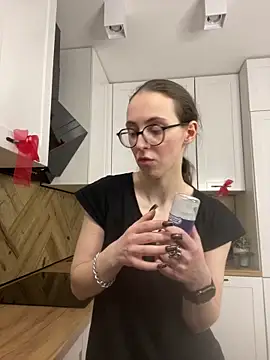 Chatroom XXX en direct de MartiniiSelenna