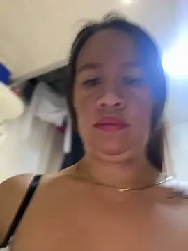 Emiily_lee: απευθείας συνομιλία ΧΧΧ