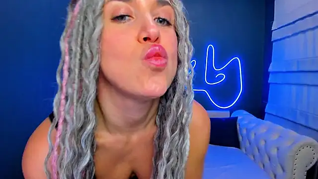 Chatroom XXX en direct de rock_n_roxy