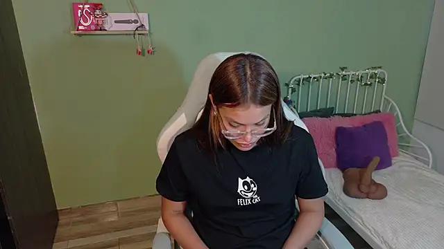 Emerald_Sparkles_ 라이브 XXX 채팅