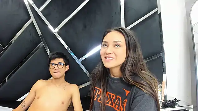 Živý XXX chat Noa_Arez