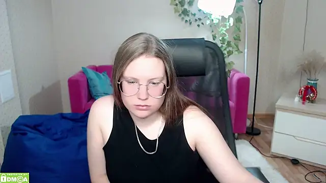 Chatroom XXX en direct de kuri_u