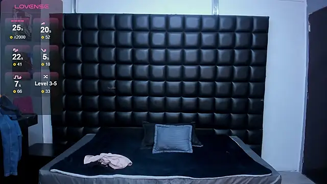 Chatroom XXX en direct de liany_taylor